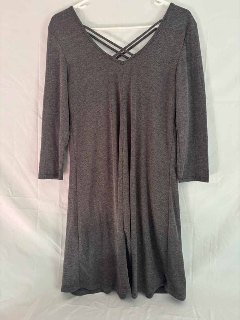 Women's Grey V-Neck Crisscross Sleeve Dress
